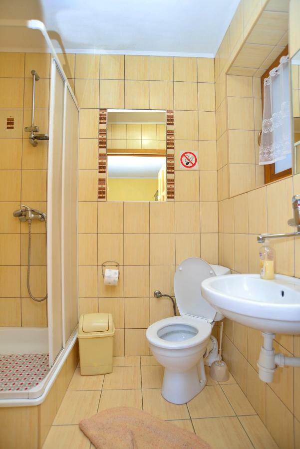 Pod Gorcami Hotel Waksmund Kültér fotó